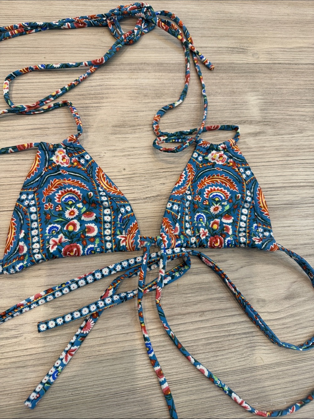 Montce bikini top